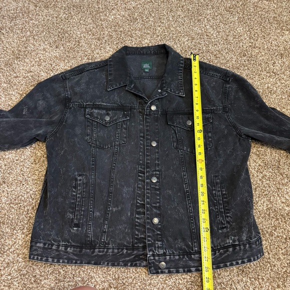 NWOT || wild fable || Oversized Washed Black Denim Trucker Jacket Size L - Picture 13 of 13